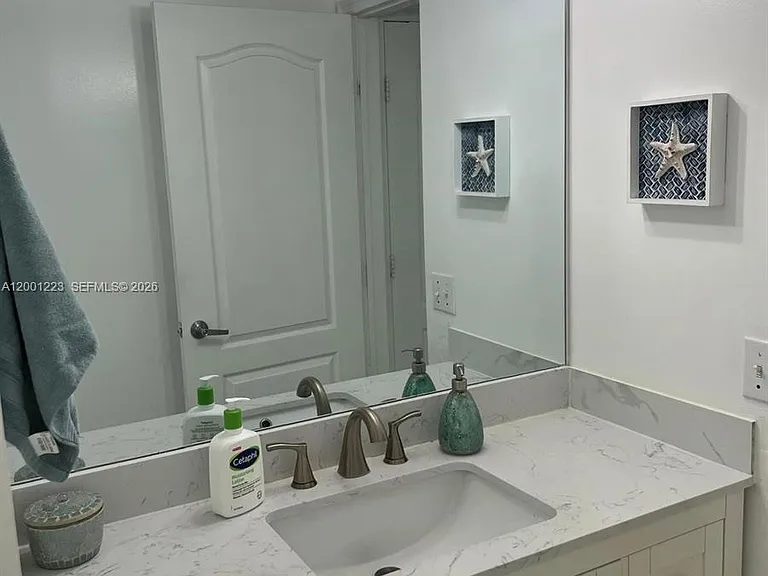 280 SW 20th Rd #504 — Photo 19