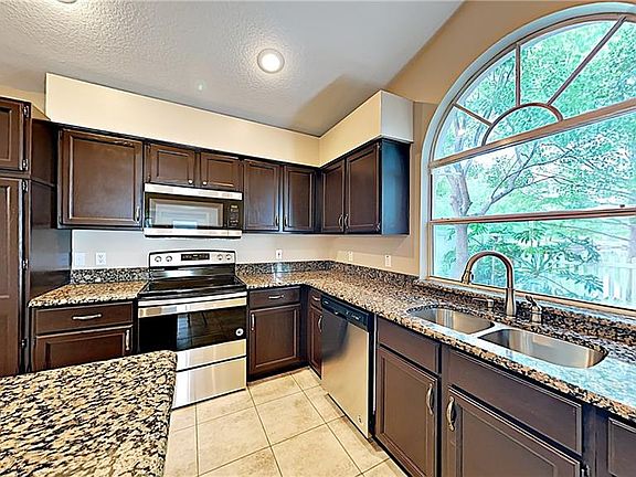 5th image of 13118 Arcadian Shore Ct