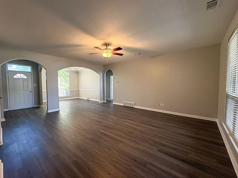 5184 Beagle Trl — Photo 4