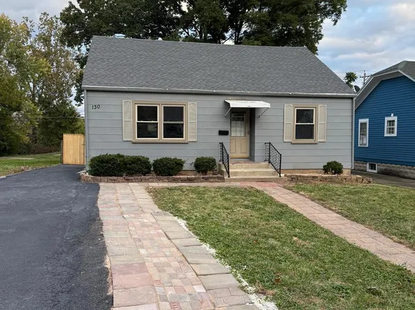 130 N Huffman St, Naperville, IL 60540