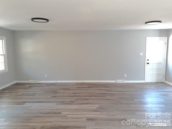 5th image of 1638 W Colonial Dr #133