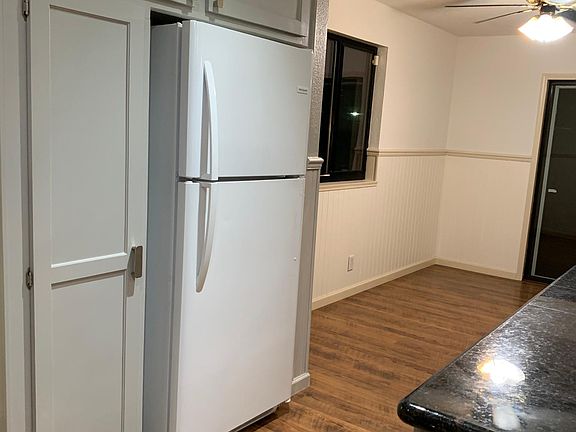 3rd image of 2208 Chickie St