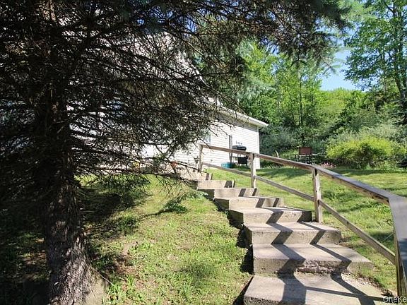 2nd image of 5 Timberwolf Road #10-68