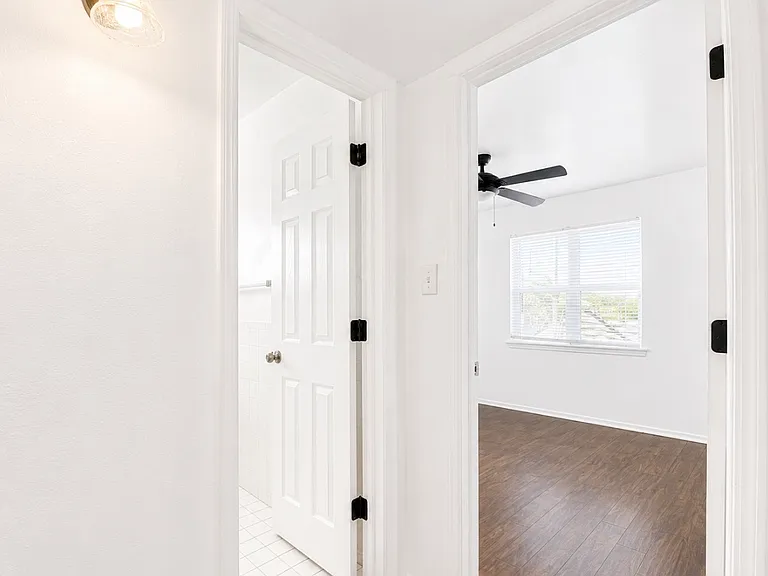 710 Culbertson Dr — Photo 10