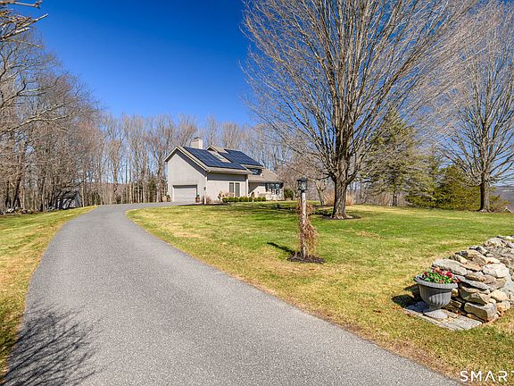 2nd image of 29 Farm Road