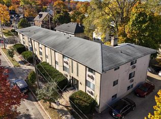 402 Chamberlain, Madison, WI 53726