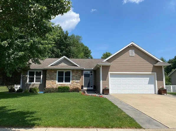 10891 Autumn View Ln, Portage, MI 49002