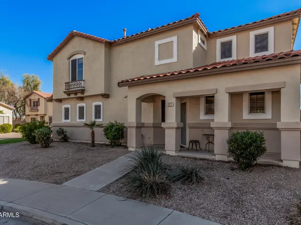 663 E Los Arboles Place, Chandler, AZ 85225