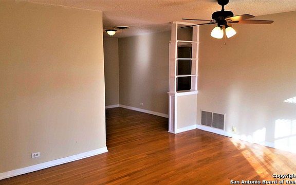 2nd image of 511 Marquette Dr