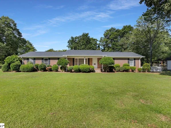 302 Portsmouth Dr, Greenville, SC 29617