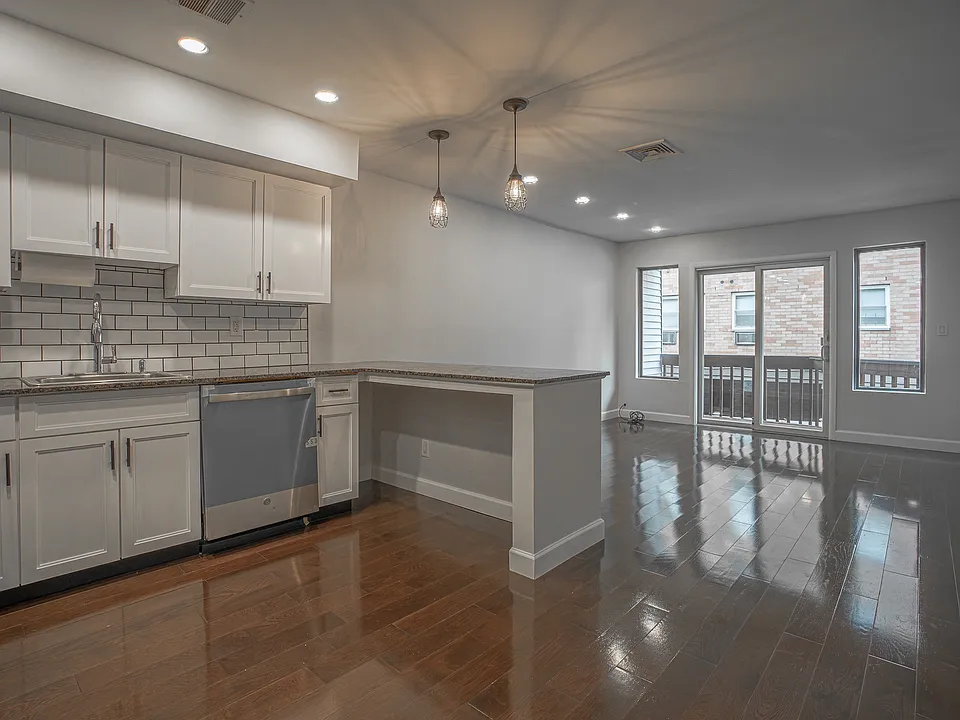 31 Fairmount Ave #6