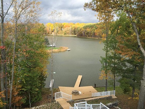 5th image of 1615 Blue Heron Dr