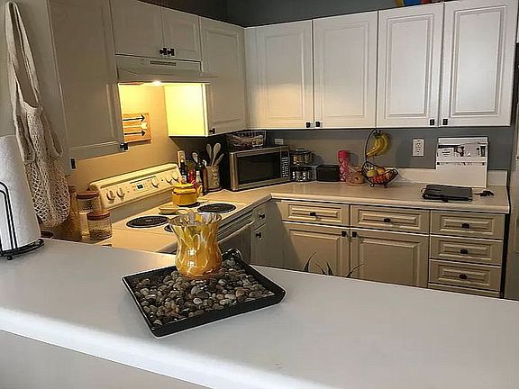 4th image of 3661 Melrose Cottage Dr #L202