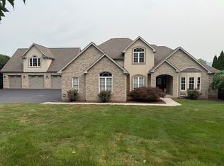 39 Grey Hawk Dr, Orwigsburg, PA 17961