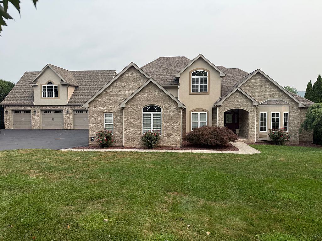 39 Grey Hawk Dr - Property Image