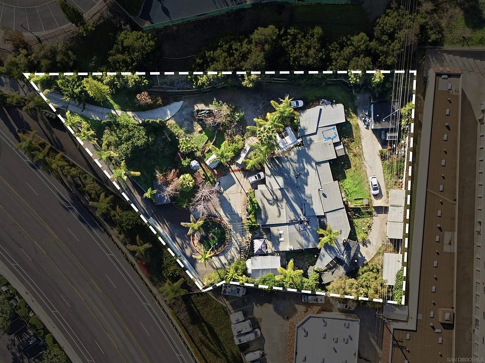 1st image of 935 Encinitas Blvd