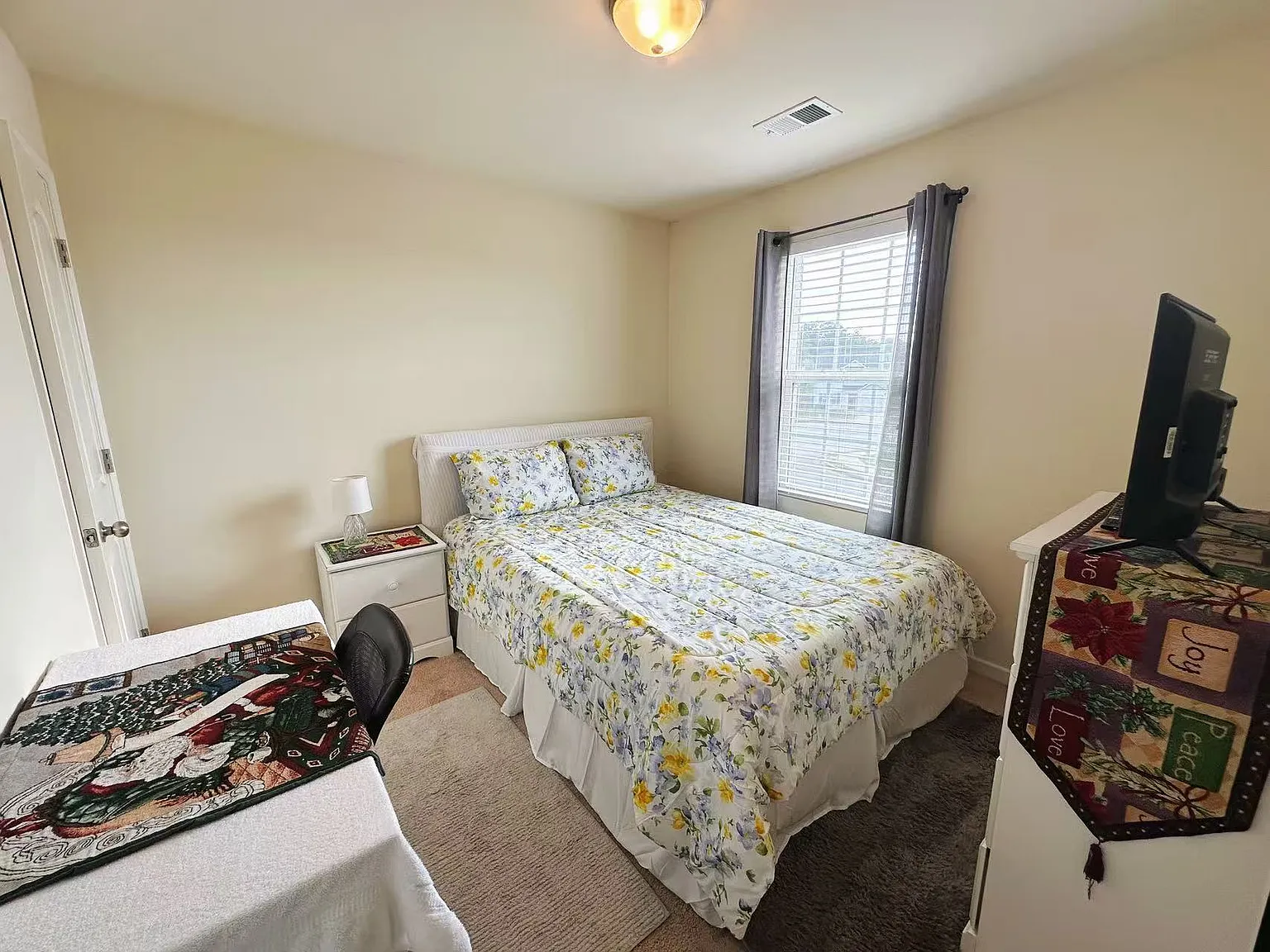 1 bed, 1646 sqft, $650 — Photo 1