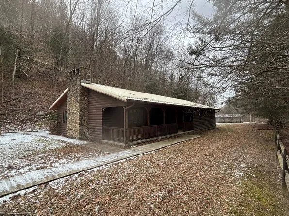 3822 Chenoweth Creek Rd, Elkins, WV 26241