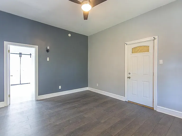 4843 Walton Ave #1 — Photo 7