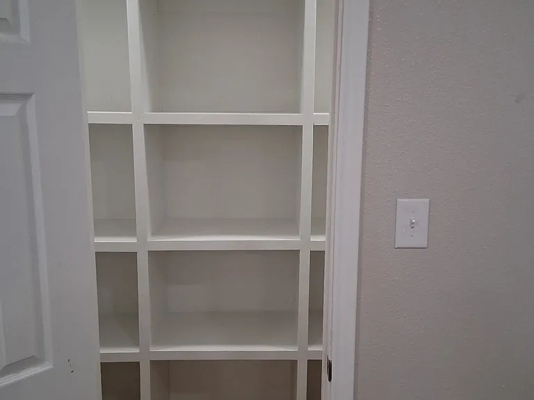 3411 Oleander Ave — Photo 5