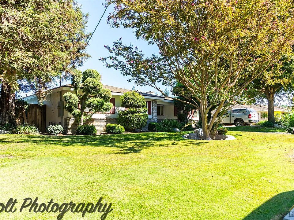 2nd image of 11810 Whippoorwill Ln