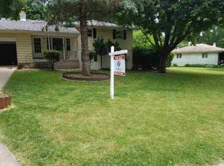 222 Longwood Dr, Janesville, WI 53548