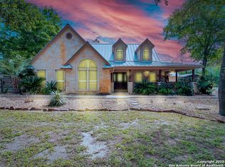 655 Live Oak Dr, Adkins, TX 78101