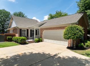 9 Parkins Pl, Greenville, SC 29607