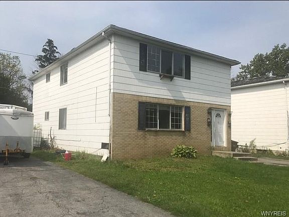 2nd image of 62 Strasbourg Dr