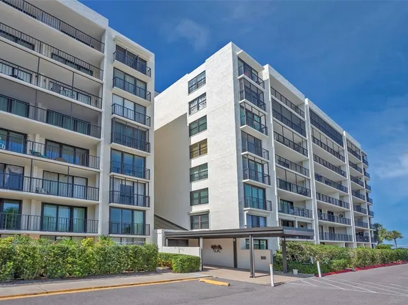 100 Oakmont Ln #107 & 108, Belleair, FL 33756