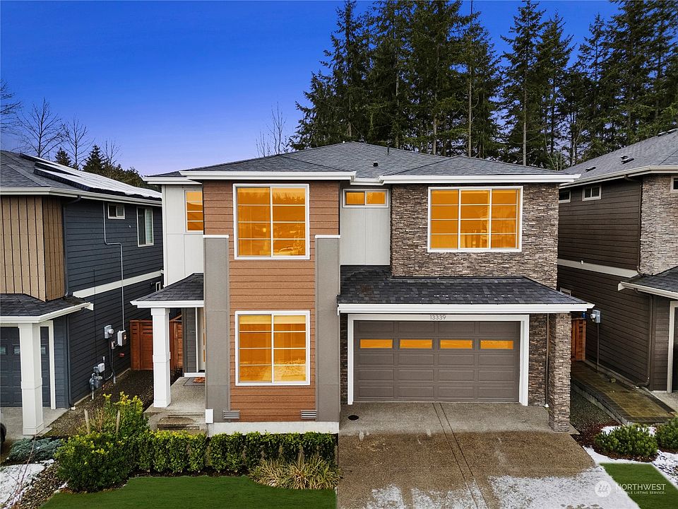 1st image of 13339 Edmunds Parkway E