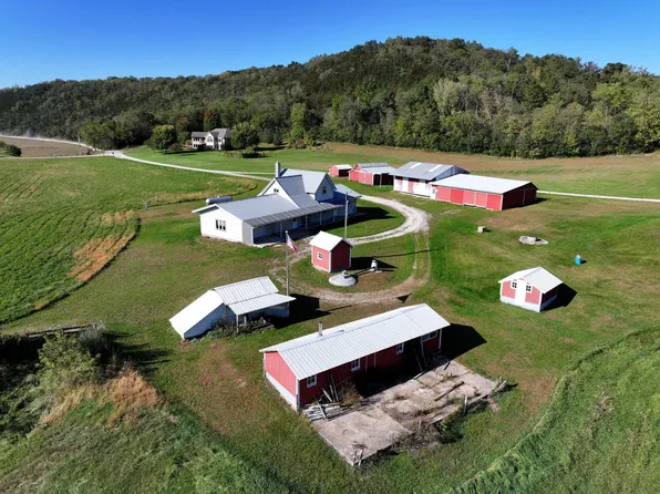 34760 Fawn Dr, Lanesboro, MN 55949