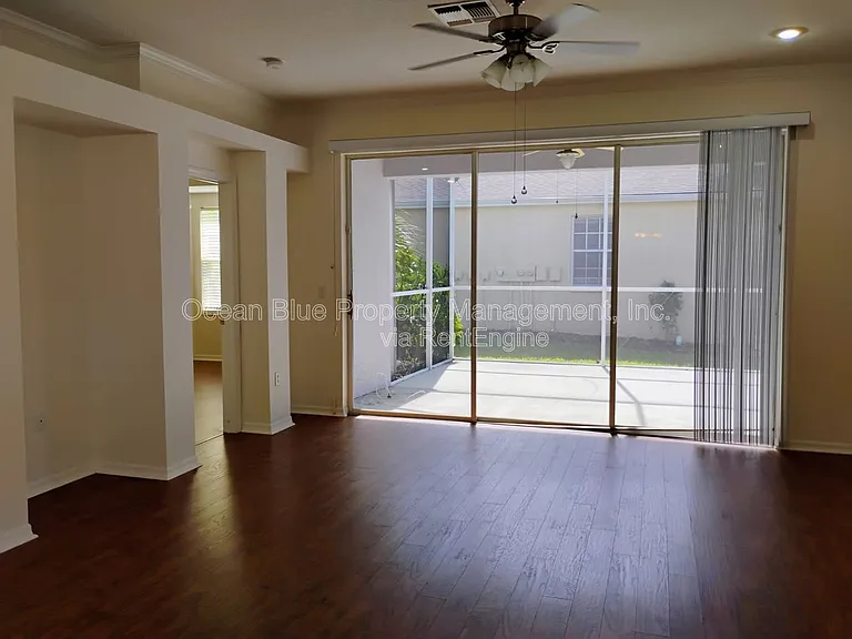 20716 Eustis Rd — Photo 2