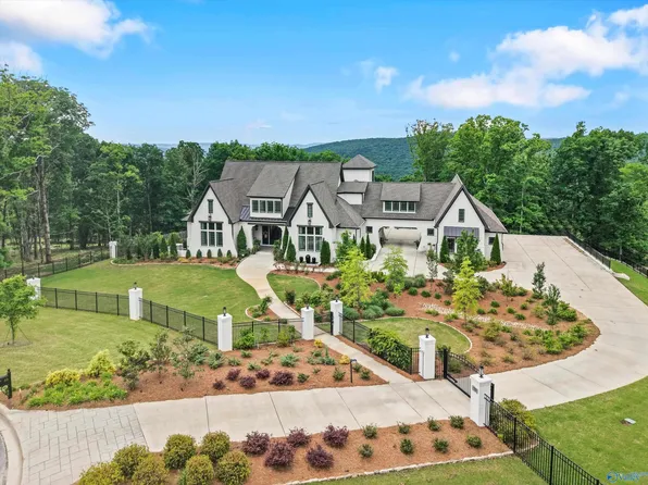 59 Watson Grande Way SE, Owens Cross Roads, AL 35763