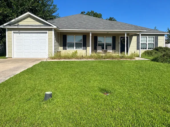 5080 Branch Point Dr, Valdosta, GA 31605