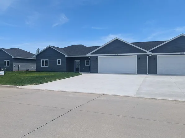 1512 Cameron Pass, Guthrie Center, IA 50115