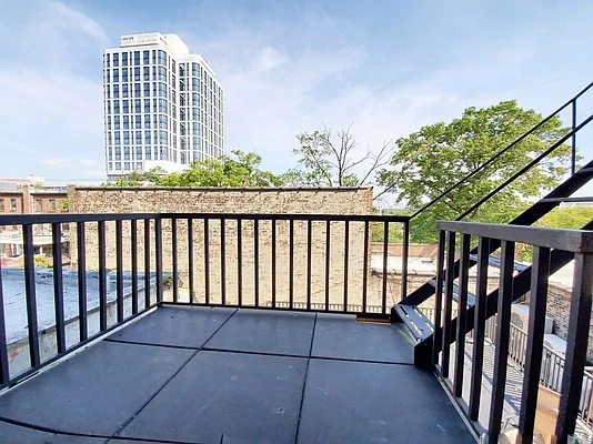 Rented by Dwelling NY Realty Inc | media 24