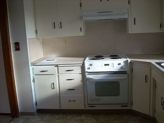 5th image of 10101 109th Ave SW