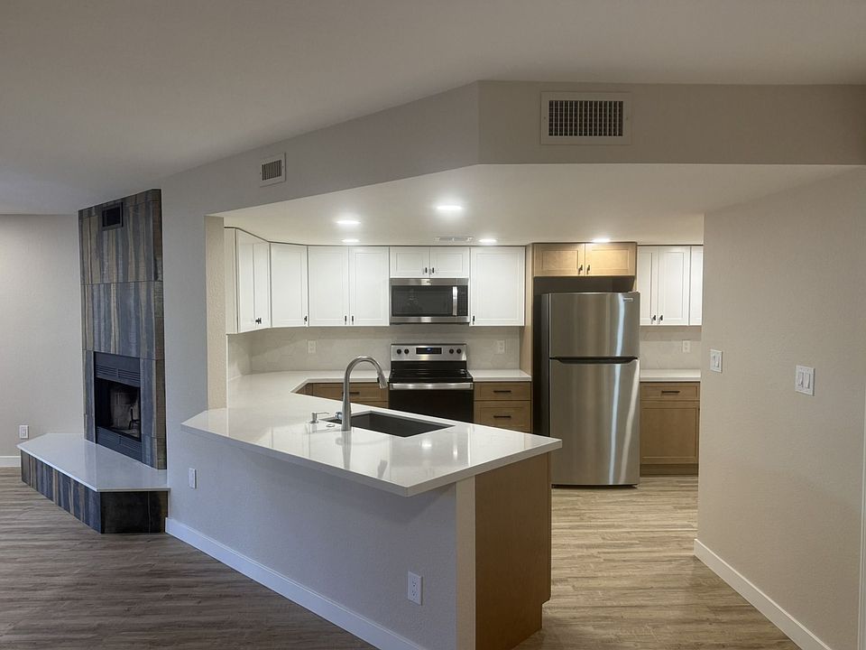 1st image of 11244 N Saguaro Blvd APT 102