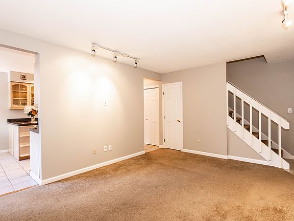 123 Country Place