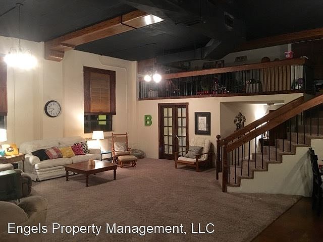1st image of 924 N Topeka St APT 204