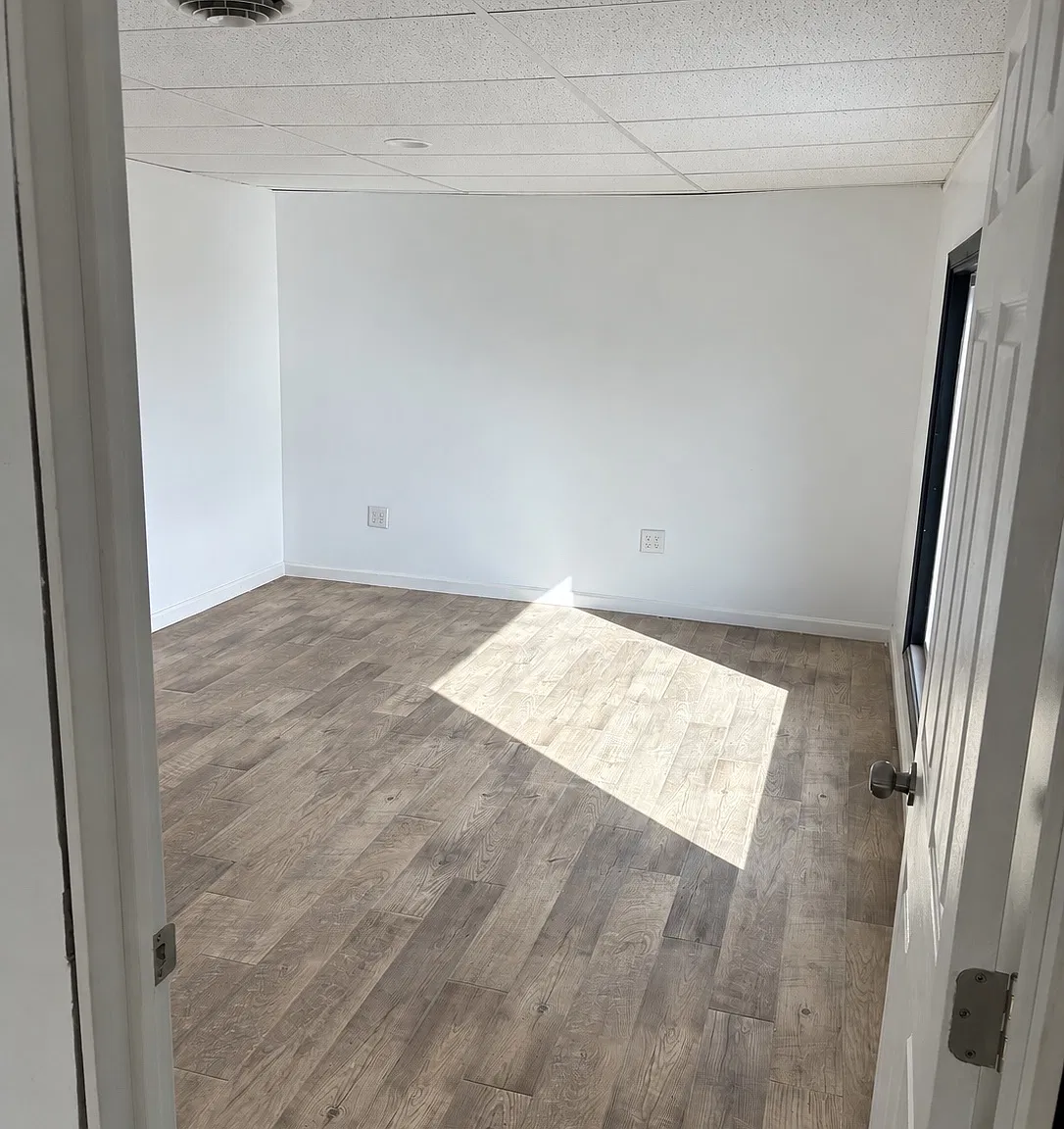 2 bed, 1.5 bath, 1150 sqft, $1,375 — Photo 4