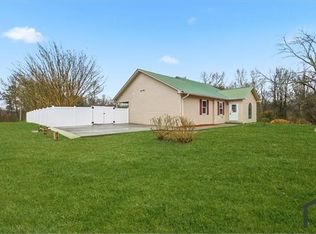 141 Old Silo Rd, Laceys Spring, AL 35754