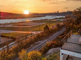 2851 Hoff Ave, Cincinnati, OH 45226