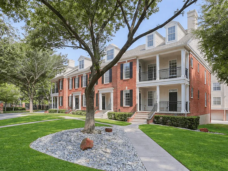 The Caruth Townhomes in Dallas, Texas