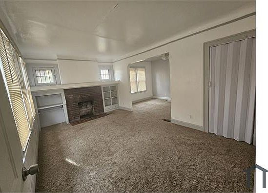 5th image of 4383 Bedford St #1