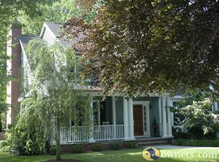 20 Robin Rd, Rumson, NJ 07760