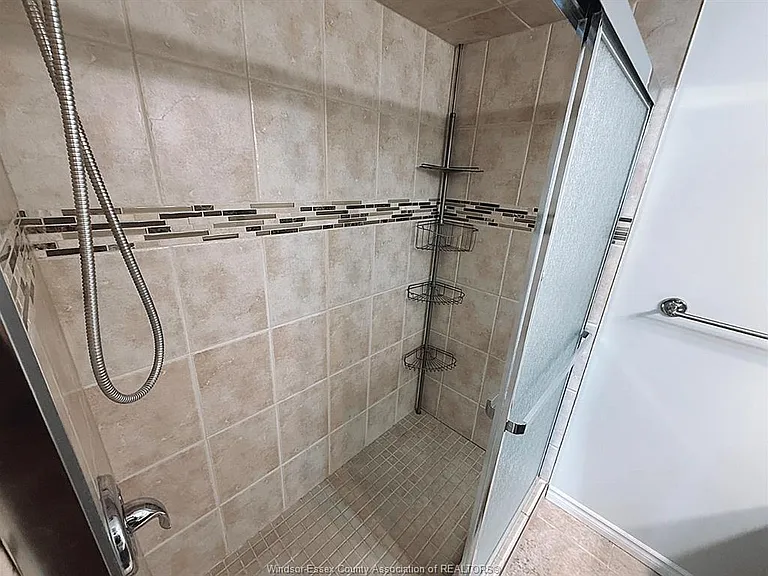 9099 Riverside Dr E #805W — Photo 15