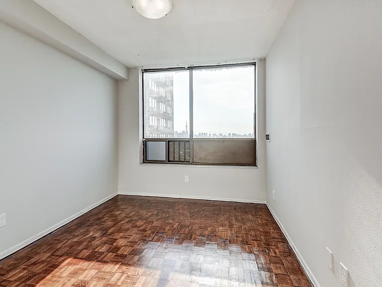 2360 Dundas St W #2350 — Photo 62
