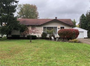 18365 Ash Dr, Strongsville, OH